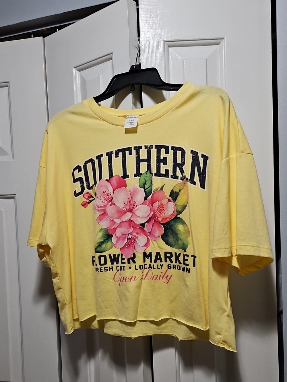 Relaxed Fit Cropped Graphic Tee